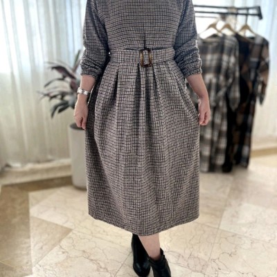 مانتو پیراهنی پشمی چهار خونه کمر بنددار