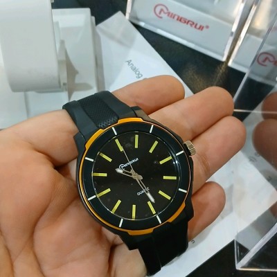 ساعت مچی عقربه ای مینگ روی مدل MR 8835G مشکی دور زرد