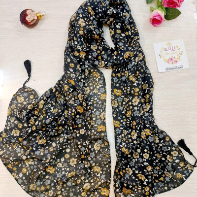 شال مشکی نخی منگوله دار سبک و لطیف وارداتی-134450