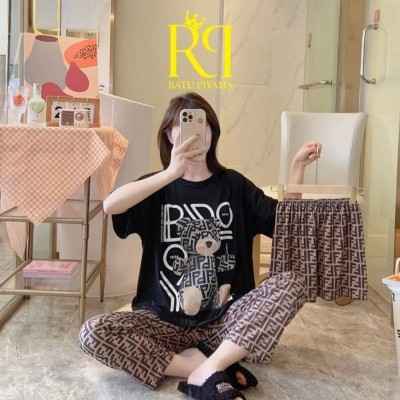 ست بلوز و شلوار و شورتک سه تکه کره ای طرح فیندی مشکی کد 091