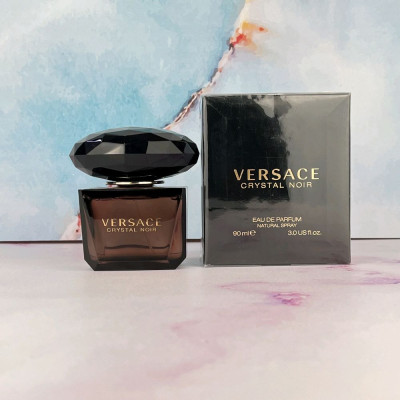 ادکلن ورساچه کریستال نویر مشکی محصول ایتالیا حجم 90 میل